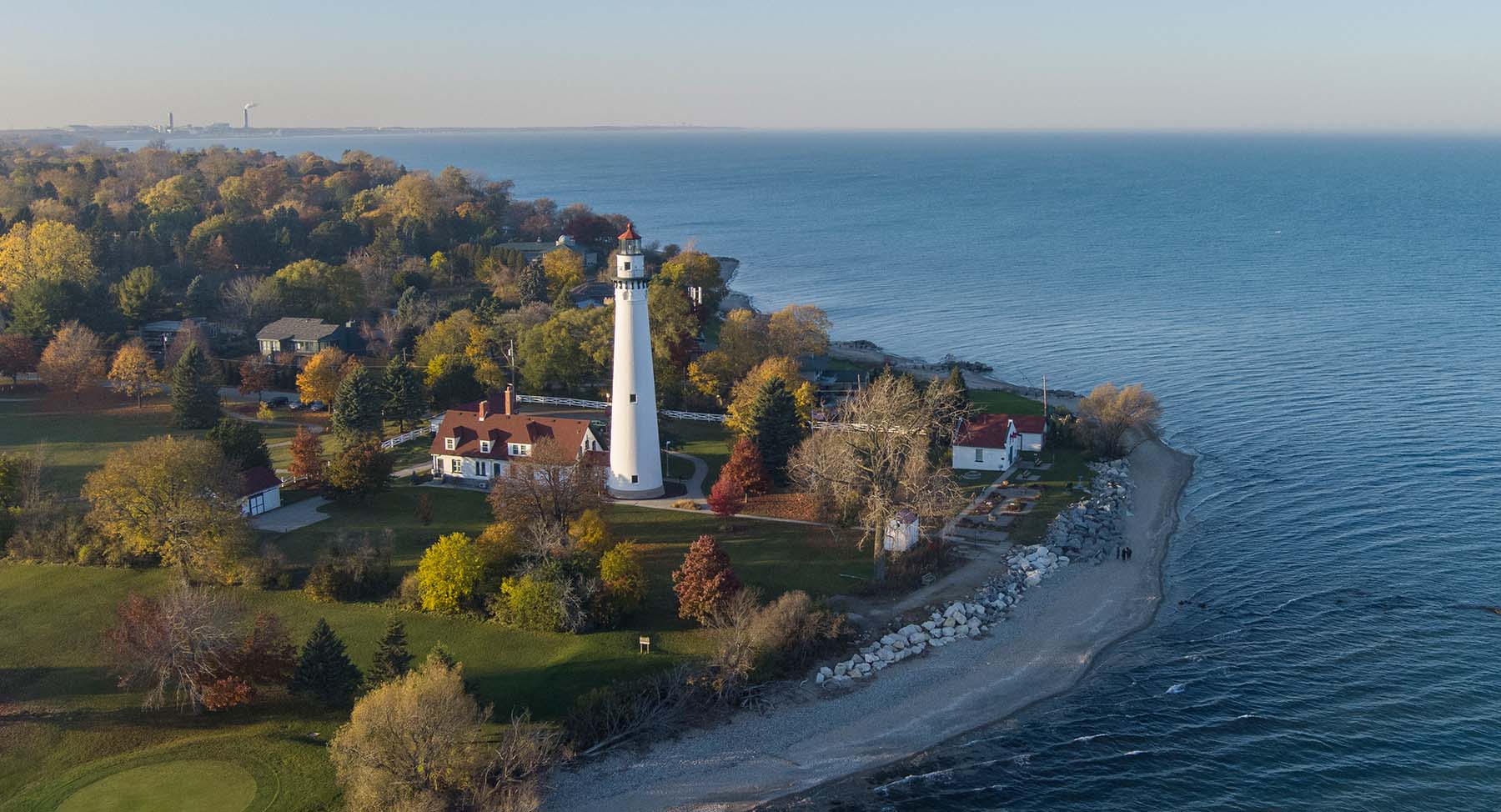 Lighthouse Wealth – Based in Racine, WI